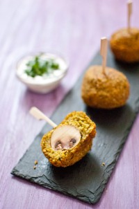 Falafels de champignons entiers, sauce crémeuse à la coriandre