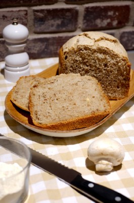 Pain aux champignons et noix